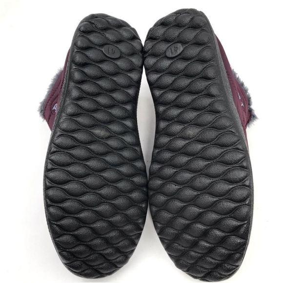 Women's Burgundy Winter Shoes - Picture 5 of 6